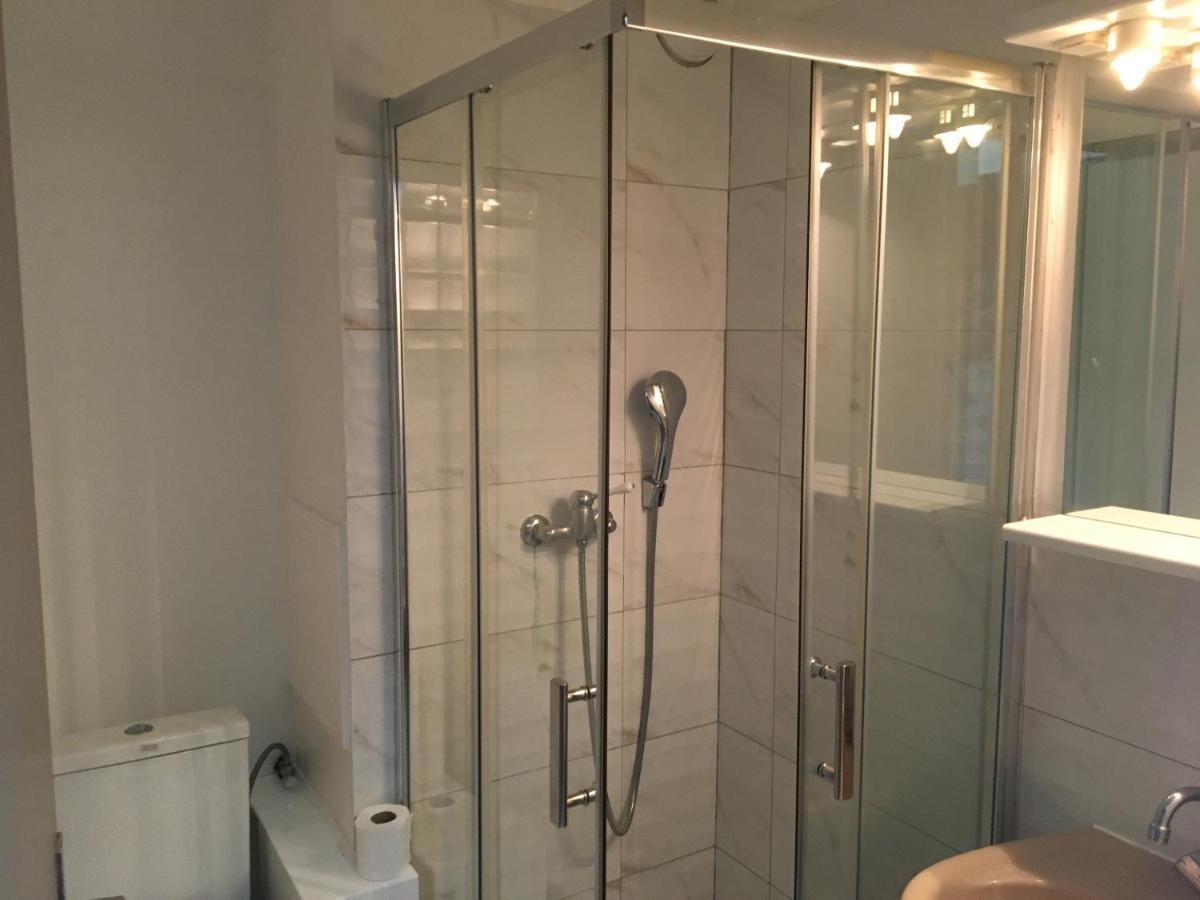 Studios Lora Rm 860 Saint-Louis  Exteriör bild