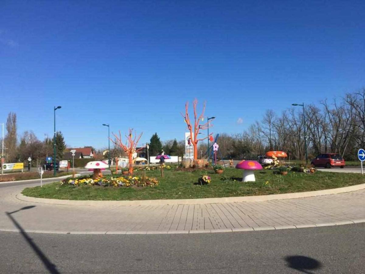 Studios Lora Rm 860 Saint-Louis  Exteriör bild
